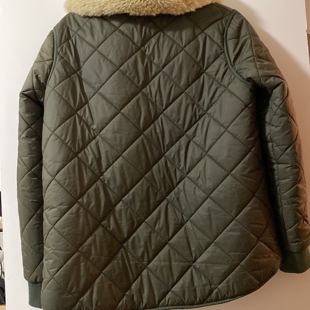 Boden Olive Green Quilted Puffer Jacket with White Collar - Picture 5 of 9